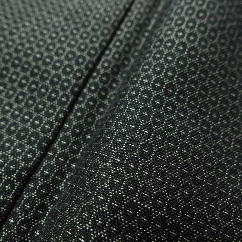 男性用 着物 羽織 2点セット 良品 アンサンブル ウール 亀甲柄 単衣仕立て 身丈138cm 裄丈69cm 一部しつけ糸付き 着物と羽織セット 黒_画像7