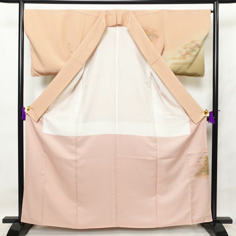付け下げ 美品 しつけ糸付き 縮緬 正絹 風景柄 袷仕立て 身丈162cm 裄丈67cm 箔 附下 ピンク_画像3
