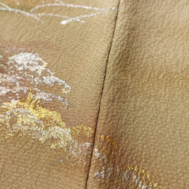 付け下げ 美品 しつけ糸付き 縮緬 正絹 風景柄 袷仕立て 身丈162cm 裄丈67cm 箔 附下 ピンク_画像9