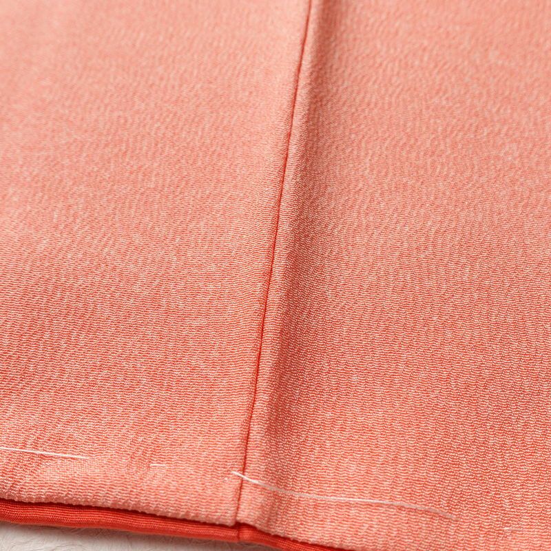 色無地 良品 しつけ糸付き 縮緬 正絹 その他の柄 袷仕立て 身丈158.5cm 裄丈64.5cm ピンク_画像9