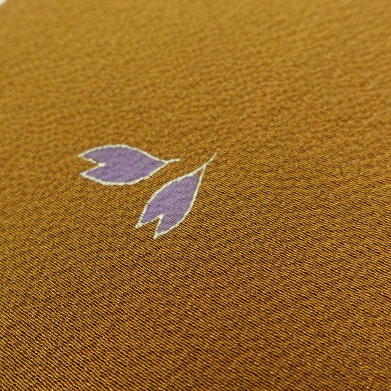 付け下げ 落款入り 辻村寿三郎 ジュサブロー 縮緬 正絹 花柄 袷仕立て 身丈154cm 裄丈63cm 附下 着物 茶_画像7