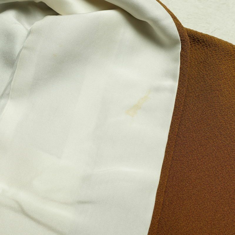 付け下げ 落款入り 辻村寿三郎 ジュサブロー 縮緬 正絹 花柄 袷仕立て 身丈154cm 裄丈63cm 附下 着物 茶_画像16