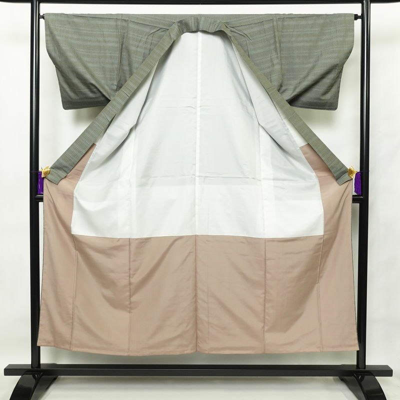 紬 アンティーク風 正絹 縞柄・線柄 袷仕立て 身丈152cm 裄丈64.5cm 緑・うぐいす色_画像3