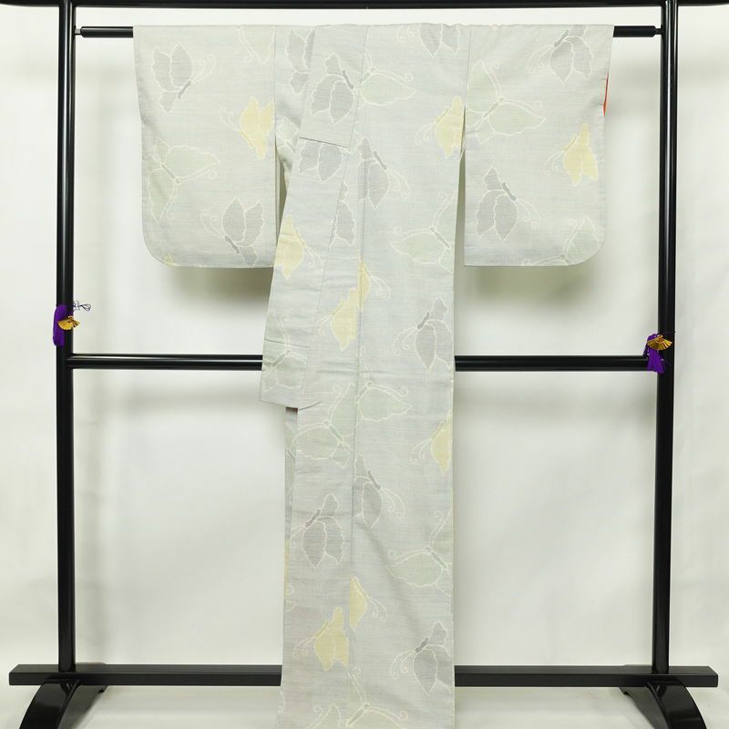 紬 正絹 蝶・昆虫柄 袷仕立て 身丈167.5cm 裄丈65.5cm つむぎ 青・紺_画像2