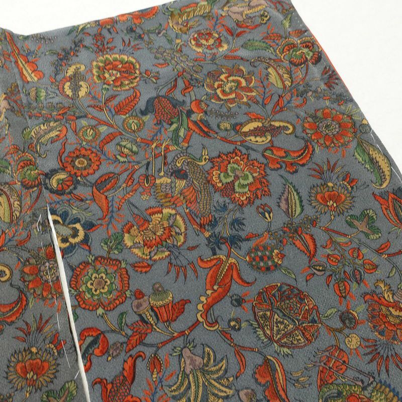 小紋 縮緬 正絹 木の葉・植物柄 袷仕立て 身丈162cm 裄丈67.5cm 一部しつけ糸付き 着物 グレー_画像10