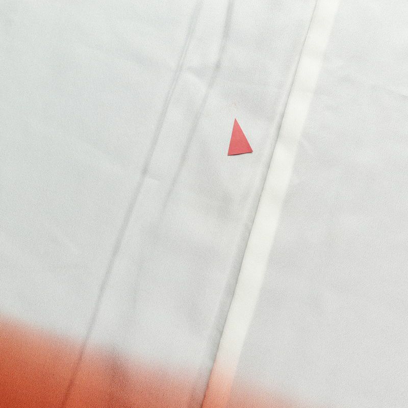 小紋 縮緬 正絹 木の葉・植物柄 袷仕立て 身丈162cm 裄丈67.5cm 一部しつけ糸付き 着物 グレー_画像19