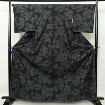 紬 正絹 木の葉・植物柄 袷仕立て 身丈165cm 裄丈67.5cm つむぎ 黒