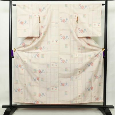 紬 しつけ糸付き 正絹 花柄 袷仕立て 身丈155.5cm 裄丈64cm ピンク