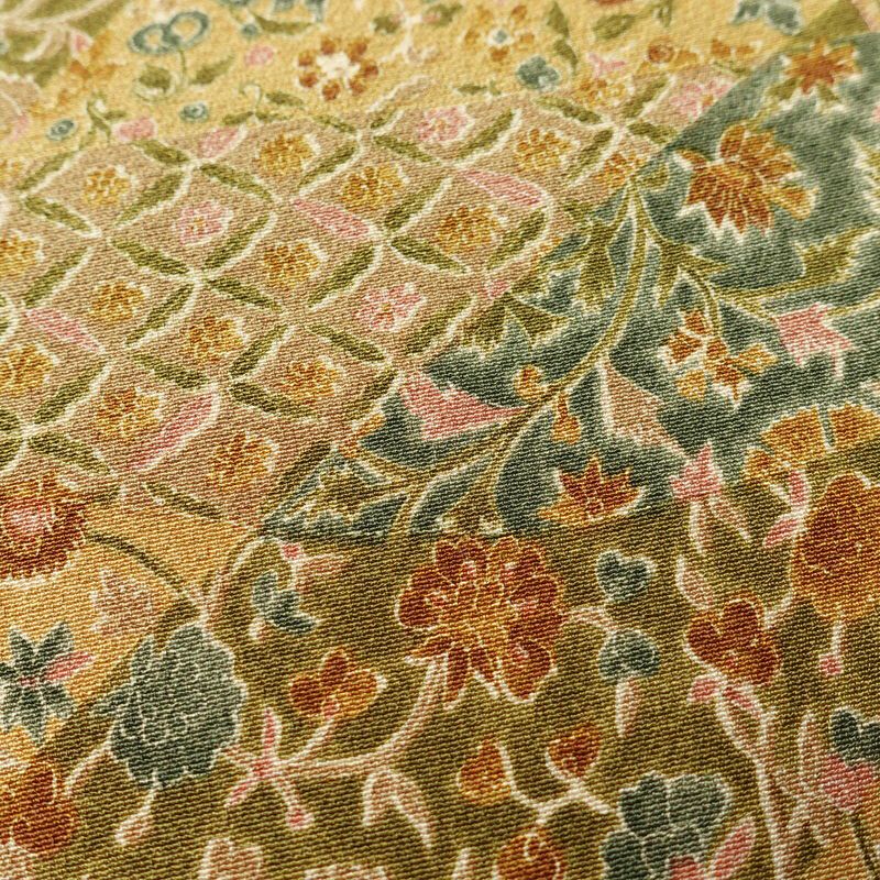 小紋 良品 縮緬 総柄 正絹 木の葉・植物柄 袷仕立て 身丈163.5cm 裄丈65cm 黄・黄土色_画像7