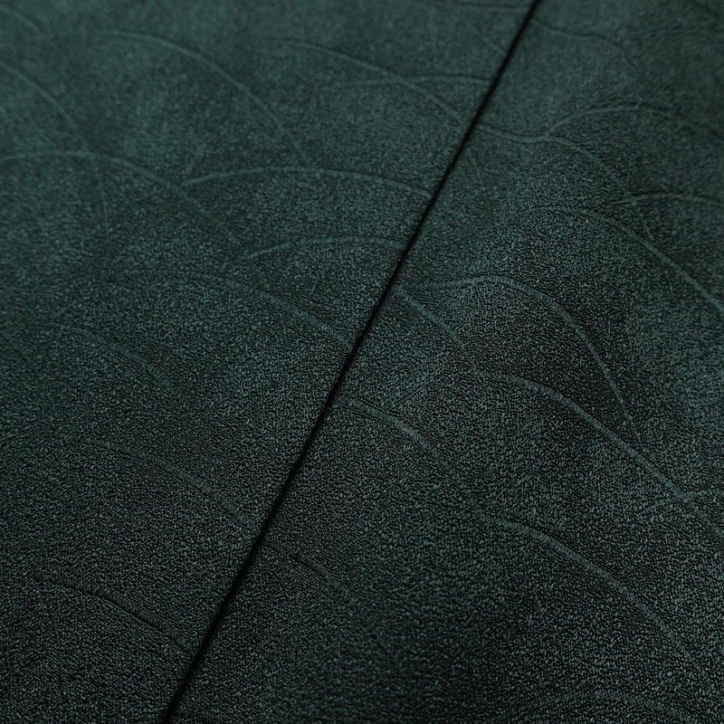 色無地 良品 しつけ糸付き 一つ紋付き 正絹 古典柄 袷仕立て 身丈155.5cm 裄丈64cm 着物 緑・うぐいす色_画像7