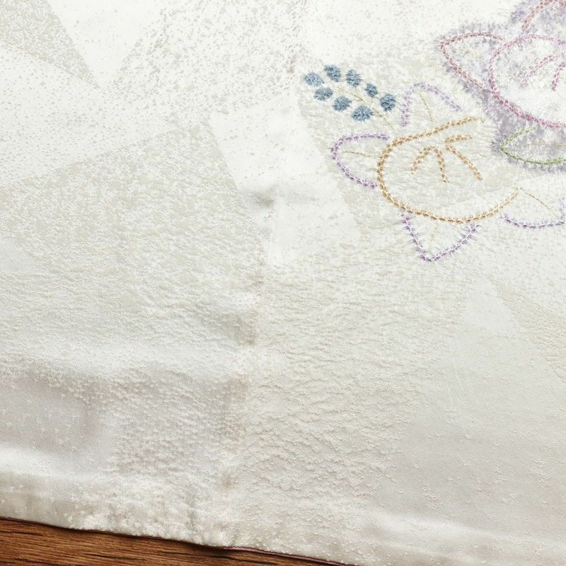 付け下げ 絞り 正絹 花柄 袷仕立て 身丈157.5cm 裄丈63.5cm 箔 金彩 白_画像11