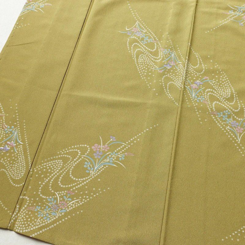 単衣 小紋 ポリエステル 古典柄 単衣仕立て 身丈161cm 裄丈66cm 一部しつけ糸付き 黄・黄土色_画像4