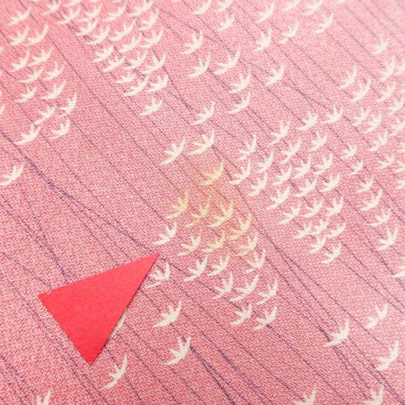 単衣 小紋 正絹 人物・動物柄 単衣仕立て 身丈156cm 裄丈63cm 一部しつけ糸付き 白鷺 優美織 ピンク_画像15