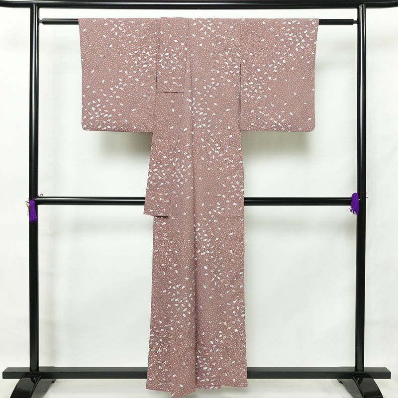 小紋 良品 ポリエステル 木の葉・植物柄 袷仕立て 身丈156cm 裄丈64.5cm 小豆・エンジ_画像2