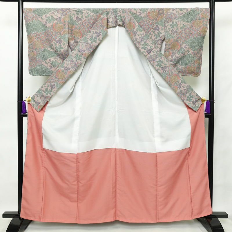 小紋 美品 しつけ糸付き ポリエステル 木の葉・植物柄 袷仕立て 身丈163cm 裄丈68cm 多色使い_画像3