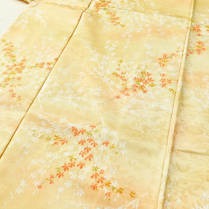 小紋 総柄 ポリエステル 花柄 袷仕立て 身丈155cm 裄丈64.5cm 一部しつけ糸付き ぼかし 着物 黄・黄土色_画像5