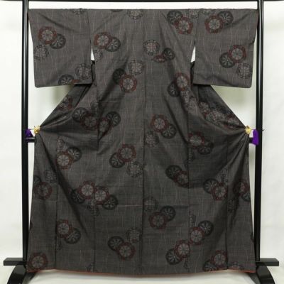 紬 美品 銀座おおぎ屋 落款入り しつけ糸付き 身丈162cm 裄丈68cm 正絹 