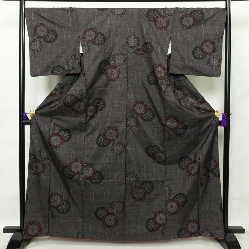 紬 正絹 古典柄 袷仕立て 身丈164.5cm 裄丈69.5cm 茶_画像1