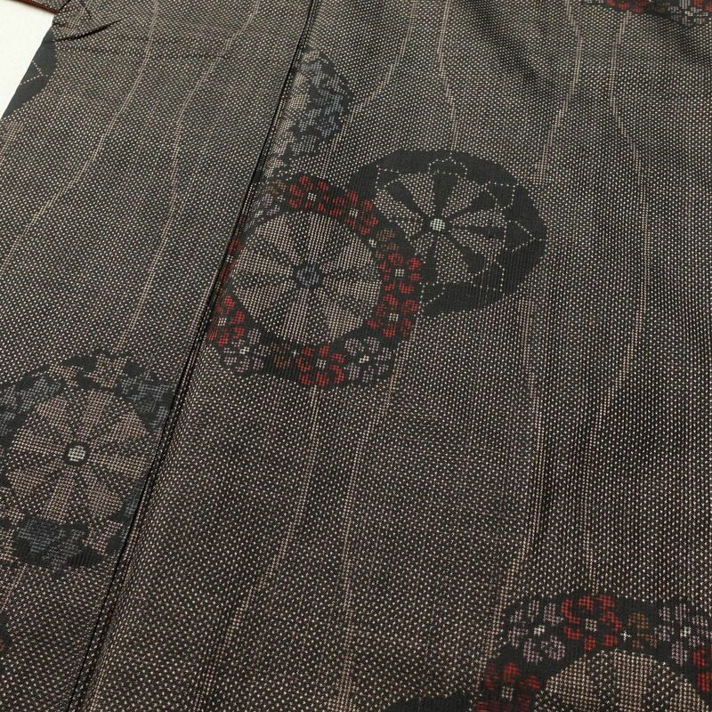 紬 正絹 古典柄 袷仕立て 身丈164.5cm 裄丈69.5cm 茶_画像5