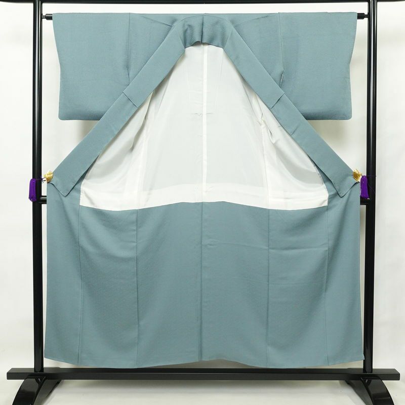 色無地 良品 一つ紋付き 正絹 木の葉・植物柄 袷仕立て 身丈151cm 裄丈64cm 青・紺_画像3