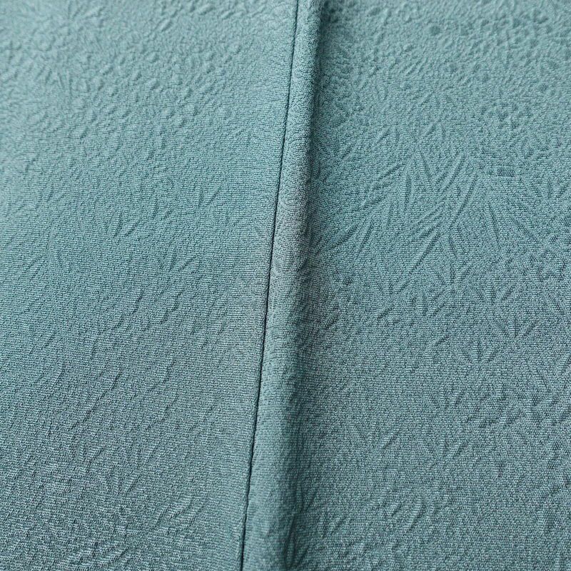 色無地 良品 一つ紋付き 正絹 木の葉・植物柄 袷仕立て 身丈151cm 裄丈64cm 青・紺_画像9