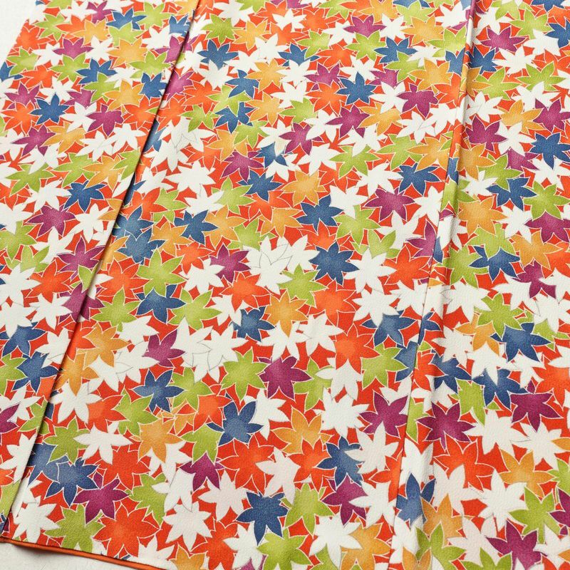 小紋 良品 縮緬 正絹 木の葉・植物柄 袷仕立て 身丈157.5cm 裄丈66cm 紅葉 橙_画像4