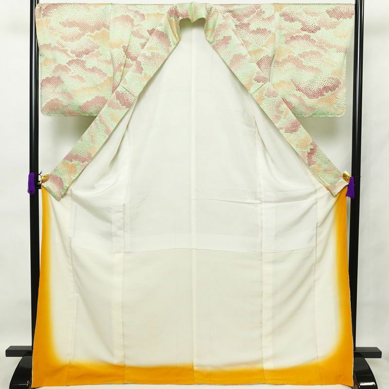 小紋 良品 絞り 正絹 古典柄 袷仕立て 身丈172cm 裄丈69.5cm 一部しつけ糸付き 緑・うぐいす色_画像3