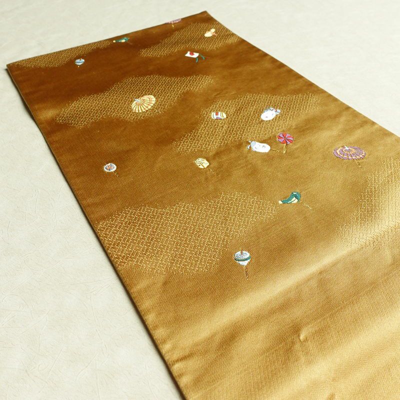 袋帯 六通柄 正絹 古典柄 刺繍 独楽 傘 黄・黄土色_画像19
