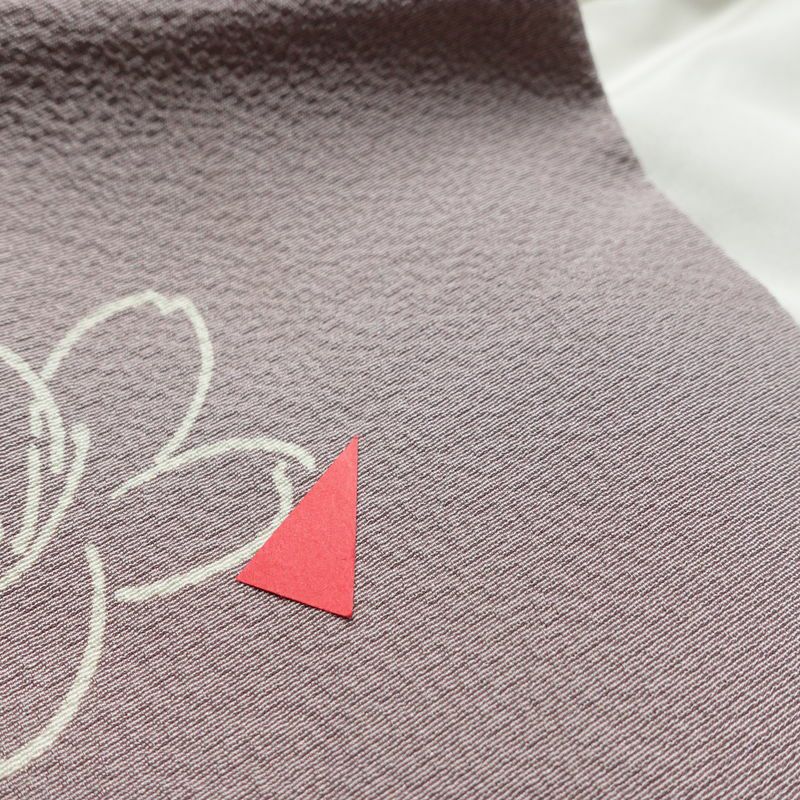 小紋 縮緬 飛び柄 正絹 花柄 袷仕立て 身丈153cm 裄丈69cm 紫・藤色_画像17