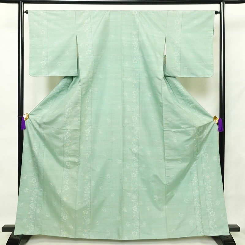 紬 しつけ糸付き 正絹 花柄 袷仕立て 身丈165cm 裄丈65.5cm 緑・うぐいす色_画像1