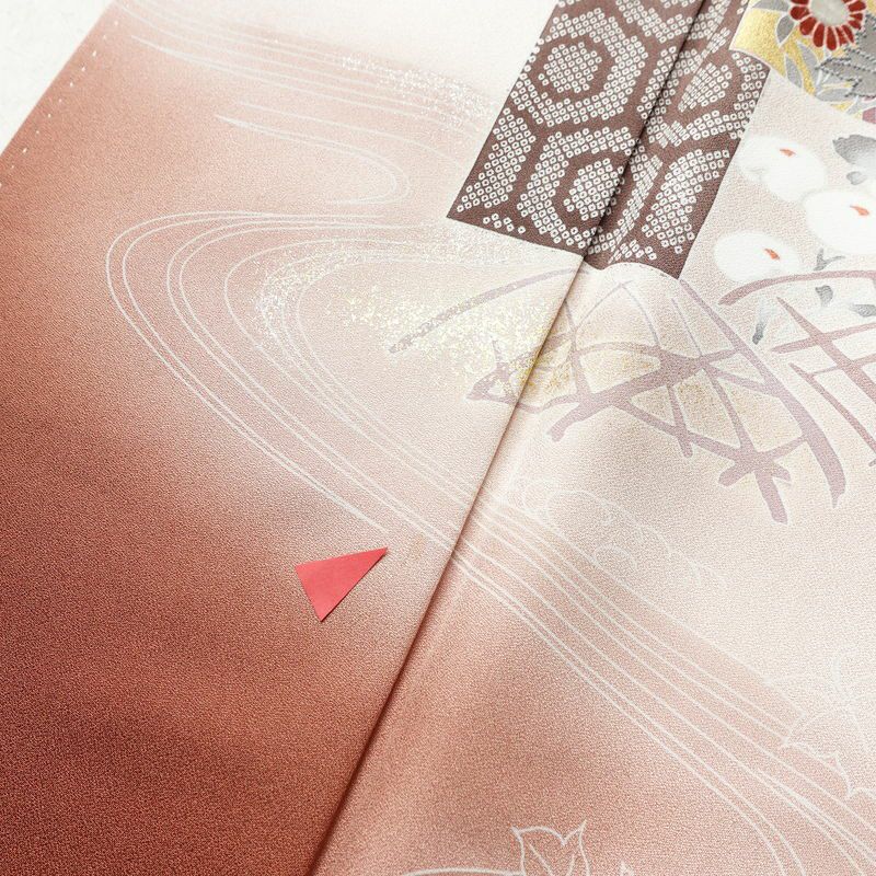 付け下げ 正絹 古典柄 袷仕立て 身丈163cm 裄丈68cm 箔 刺繍 相良刺繍 茶_画像8