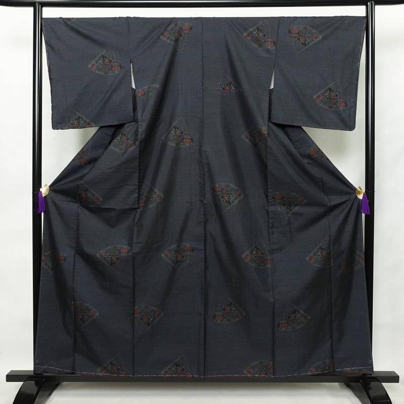 大島紬 良品 証紙なし しつけ糸付き 正絹 古典柄 袷仕立て 身丈159cm  