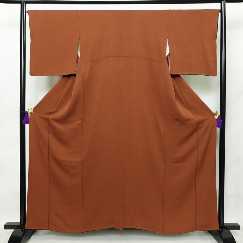色無地 縮緬 正絹 無地 柄八掛 袷仕立て 身丈159cm 裄丈67.5cm 茶_画像1