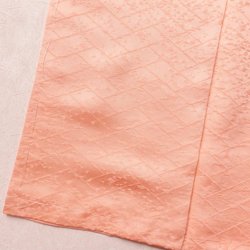 色無地 良品 しつけ糸付き 正絹 古典柄 袷仕立て 身丈168.5cm 裄丈68cm ピンク_画像11