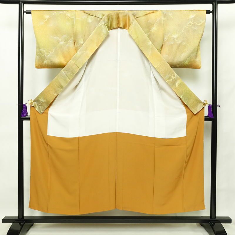 小紋 正絹 木の葉・植物柄 袷仕立て 身丈151cm 裄丈62.5cm 黄・黄土色_画像3