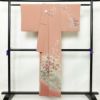 訪問着 落款入り 縮緬 正絹 花柄 袷仕立て 身丈155.5cm 裄丈64cm 箔 ピンク_画像2