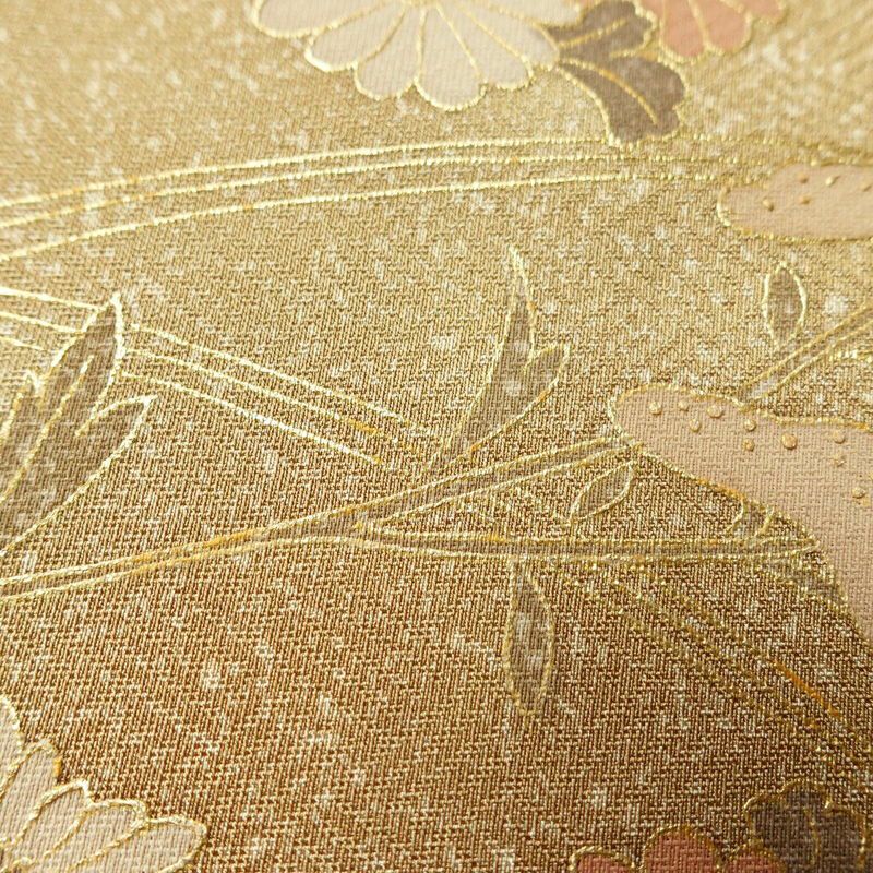 付け下げ 正絹 木の葉・植物柄 袷仕立て 身丈160cm 裄丈63.5cm 箔 金彩 黄・黄土色_画像7