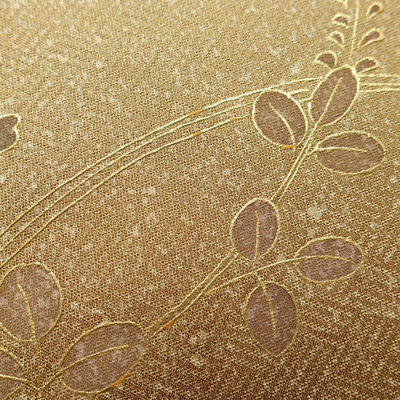 付け下げ 正絹 木の葉・植物柄 袷仕立て 身丈160cm 裄丈63.5cm 箔 金彩 黄・黄土色_画像10
