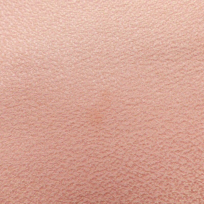 付け下げ 落款入り 一つ紋付き 正絹 木の葉・植物柄 袷仕立て 身丈164cm 裄丈68cm 金通し ピンク_画像15