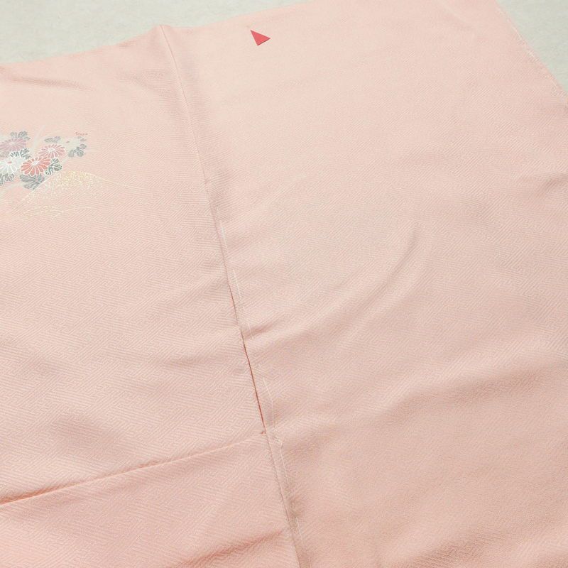 付け下げ しつけ糸付き 正絹 古典柄 袷仕立て 身丈161.5cm 裄丈64.5cm 箔 金彩 ピンク_画像15