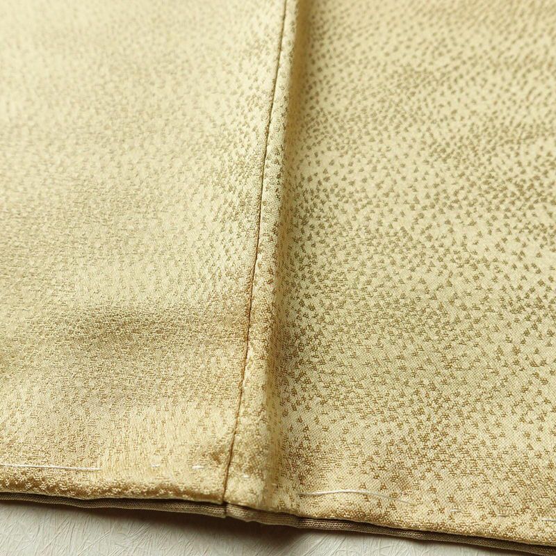 付け下げ 良品 しつけ糸付き 正絹 花柄 袷仕立て 身丈158.5cm 裄丈66.5cm 金彩 ベージュ_画像11