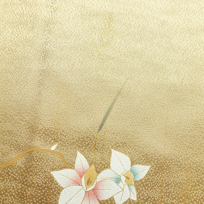 付け下げ 良品 しつけ糸付き 正絹 花柄 袷仕立て 身丈158.5cm 裄丈66.5cm 金彩 ベージュ_画像13
