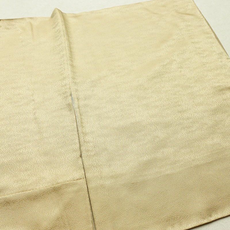 付け下げ 良品 しつけ糸付き 正絹 花柄 袷仕立て 身丈158.5cm 裄丈66.5cm 金彩 ベージュ_画像14