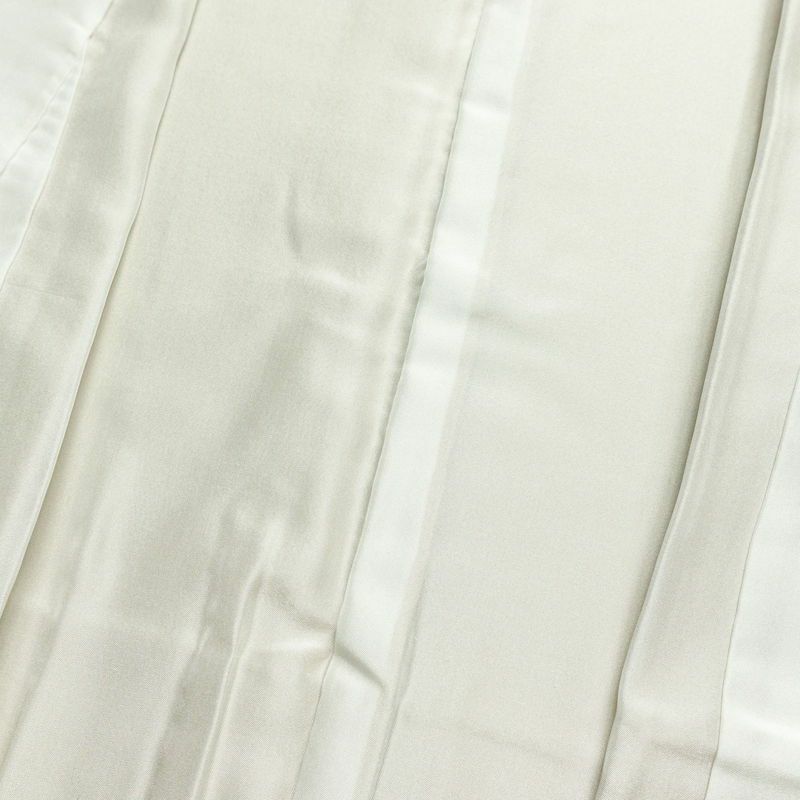 付け下げ 良品 しつけ糸付き 正絹 花柄 袷仕立て 身丈158.5cm 裄丈66.5cm 金彩 ベージュ_画像19