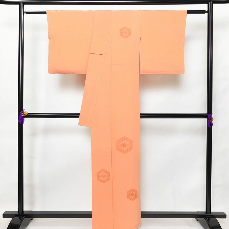 付け下げ 縮緬 正絹 古典柄 袷仕立て 身丈159cm 裄丈65.5cm 一部しつけ糸付き 橙_画像2
