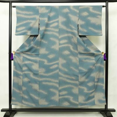 小紋 縮緬 正絹 幾何学柄・抽象柄 袷仕立て 身丈154cm 裄丈63.5cm 一部しつけ糸付き 青・紺