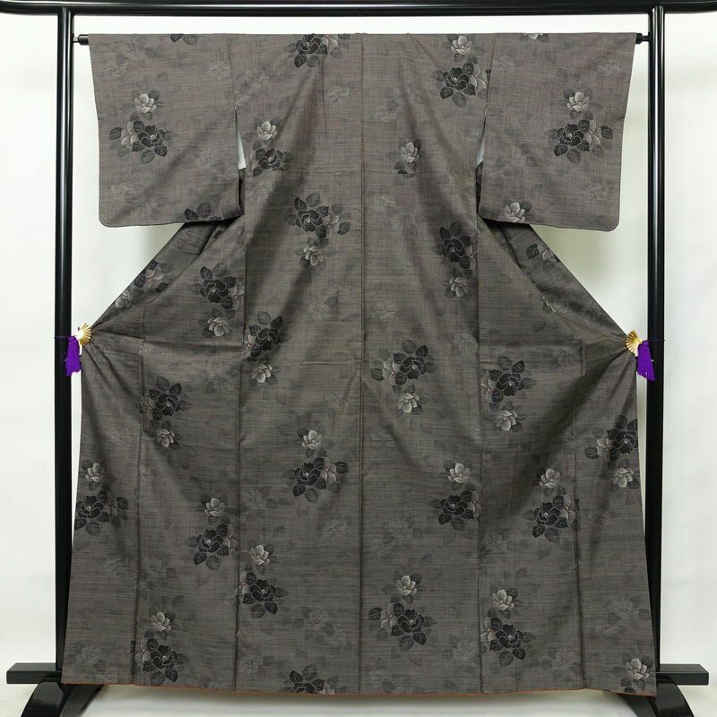 紬 良品 正絹 花柄 袷仕立て 身丈163cm 裄丈65cm 茶_画像1