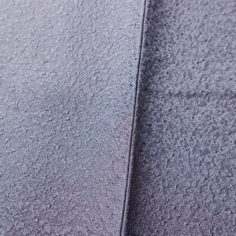 色無地 良品 しつけ糸付き 一つ紋付き 正絹 無地 袷仕立て 身丈162cm 裄丈66.5cm 紫・藤色_画像9