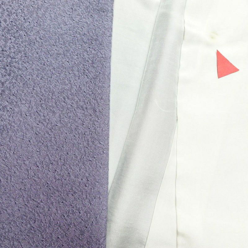 色無地 良品 しつけ糸付き 一つ紋付き 正絹 無地 袷仕立て 身丈162cm 裄丈66.5cm 紫・藤色_画像16