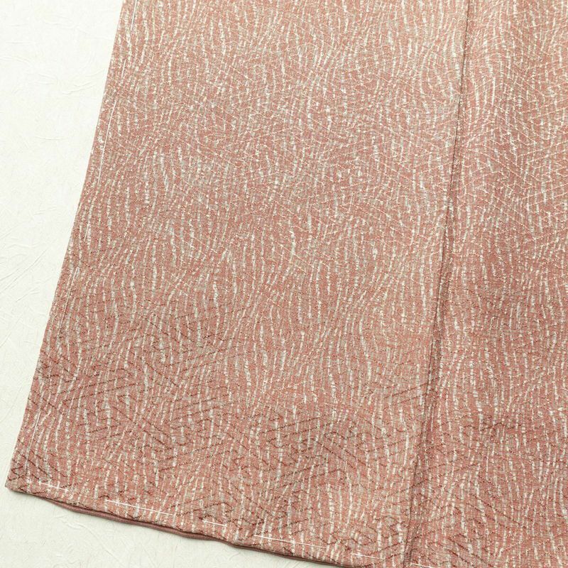 小紋 縮緬 しつけ糸付き 正絹 幾何学柄・抽象柄 袷仕立て 身丈163.5cm 裄丈67cm 茶_画像8